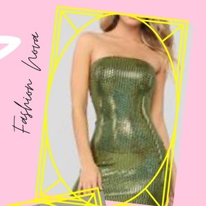 Fashion Nova Strapless Dress